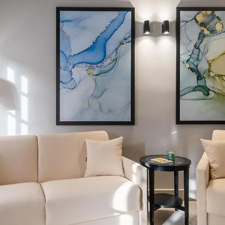 Matteotti Luxury Aparthotel